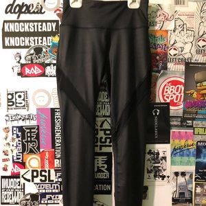 Forever 21 - Active Mesh-Paneled Leggings